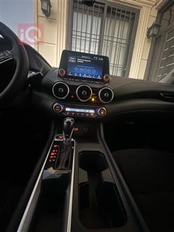 نيسان سنترا